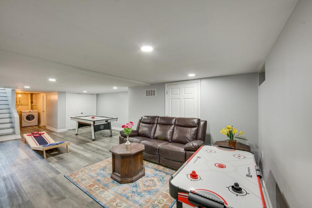 1 Mi to Hersheypark Family Home with Game Room!